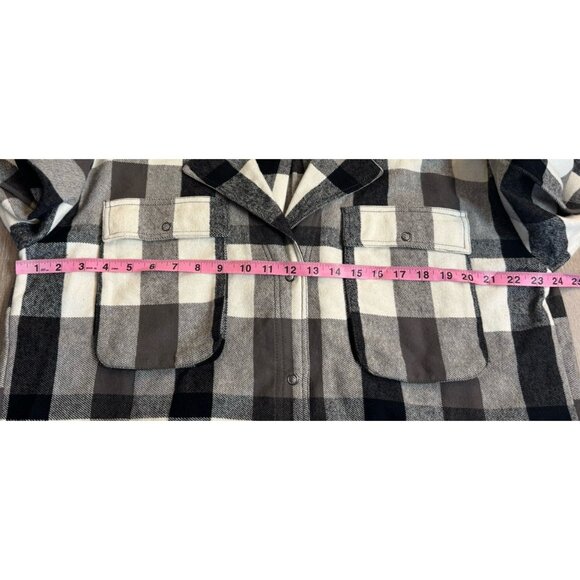 Free People M We The Free Izzie Cargo Shirt Shacket Flannel Plaid Black/Cream - Picture 9 of 11